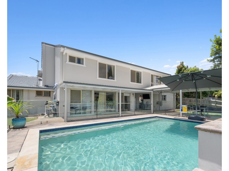 9 Murrumba Drive, Ashmore QLD 4214