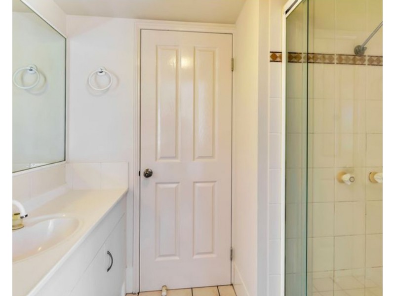 1/3 Norman Street, Southport QLD 4215