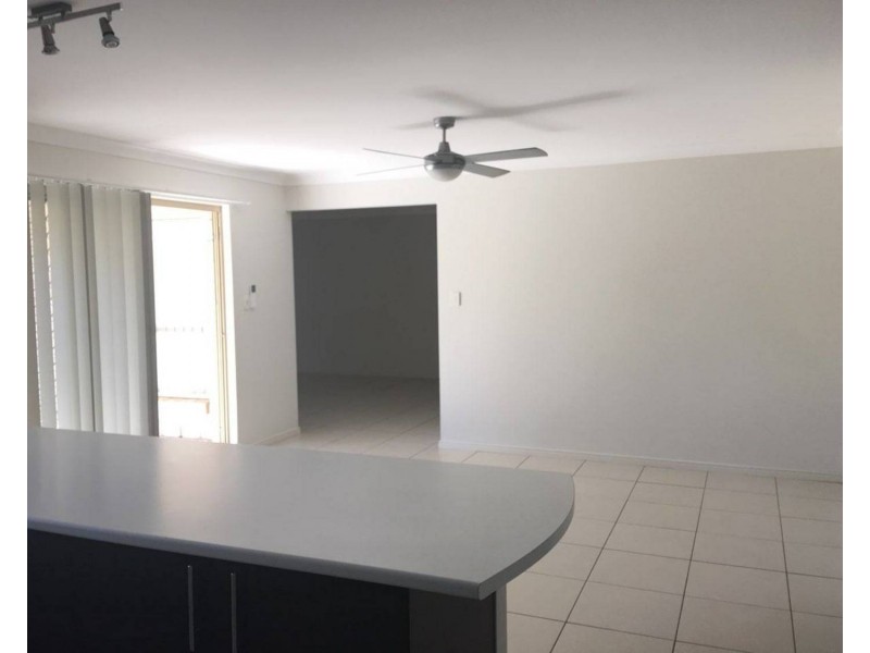 16 Rosella Crescent, Springfield Lakes QLD 4300