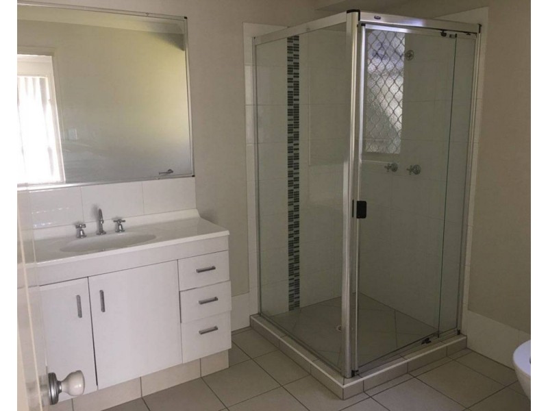 16 Rosella Crescent, Springfield Lakes QLD 4300