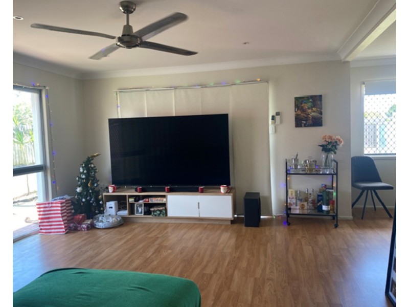 230 Bayview Street, Runaway Bay QLD 4216