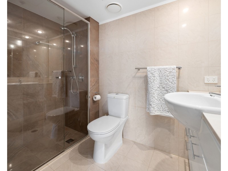 1701/50 Marine Parade, Southport QLD 4215