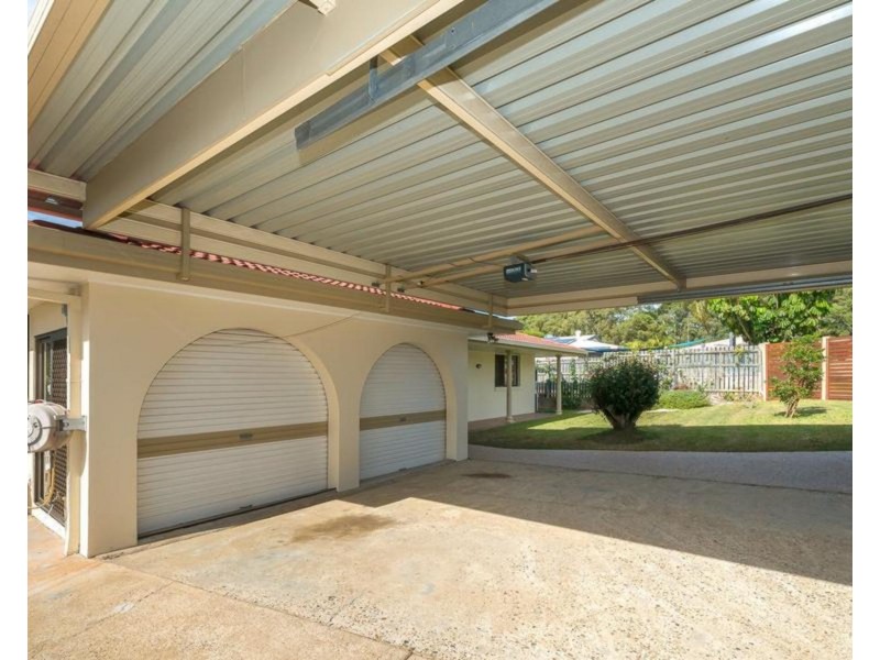 4 Woomera Crescent, Southport QLD 4215