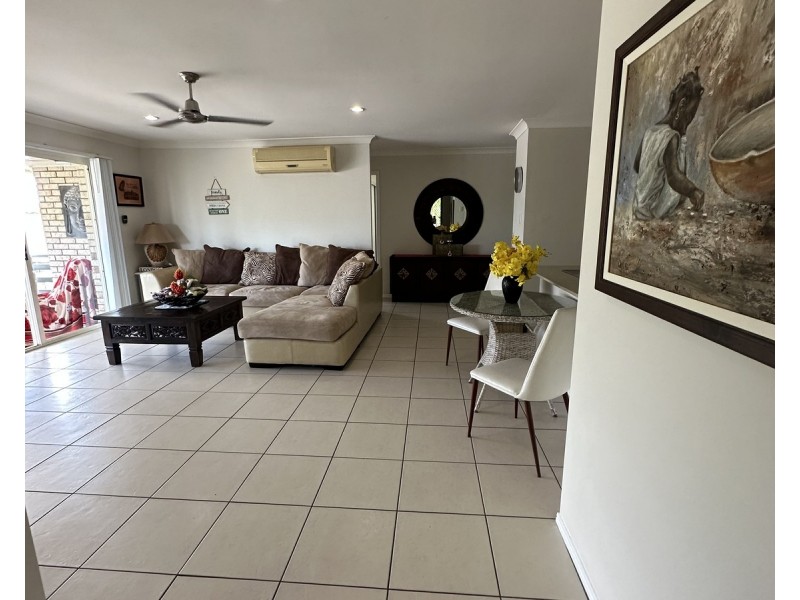 1/19 Hydrangea Street, Ormeau QLD 4208