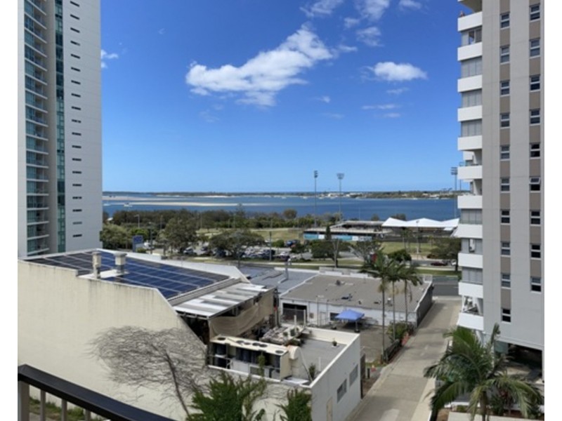 19/72 Marine Parade, Southport QLD 4215
