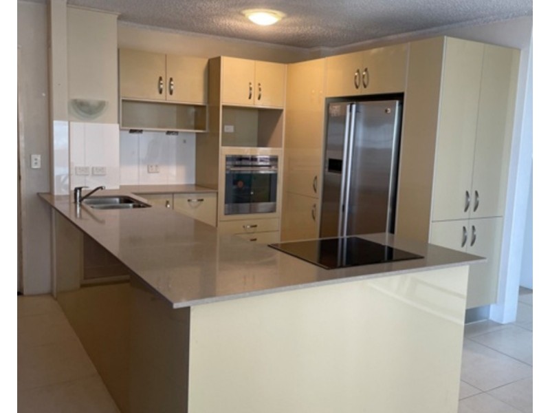 19/72 Marine Parade, Southport QLD 4215
