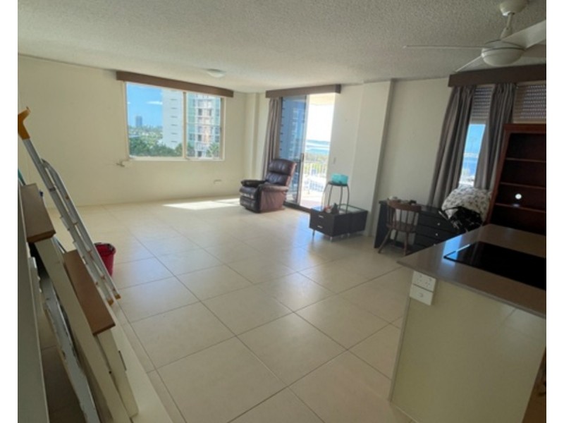 19/72 Marine Parade, Southport QLD 4215