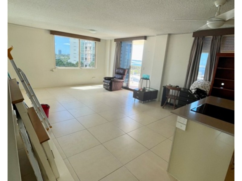 19/72 Marine Parade, Southport QLD 4215
