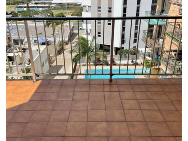 19/72 Marine Parade, Southport QLD 4215