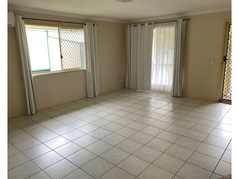 50  Greenacre Drive, Parkwood QLD 4214