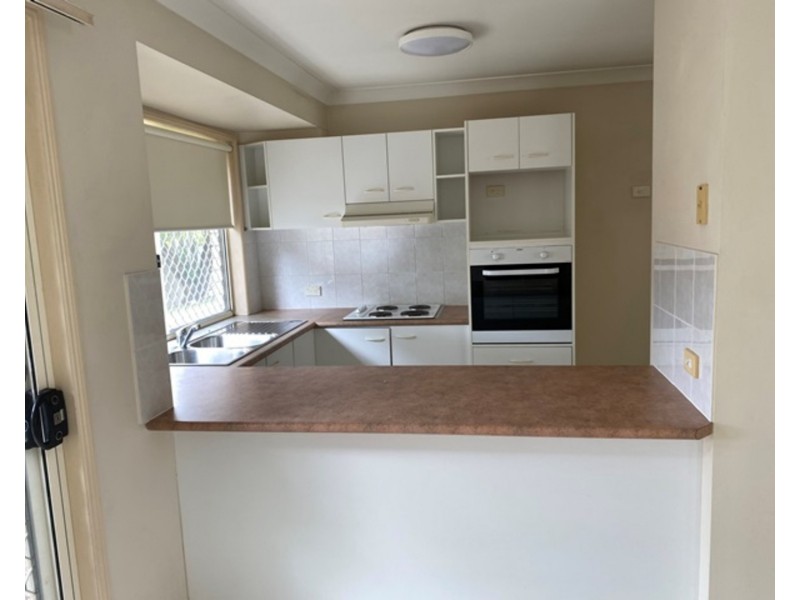 50  Greenacre Drive, Parkwood QLD 4214