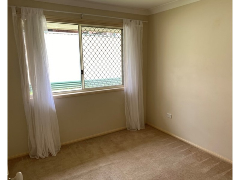 50  Greenacre Drive, Parkwood QLD 4214