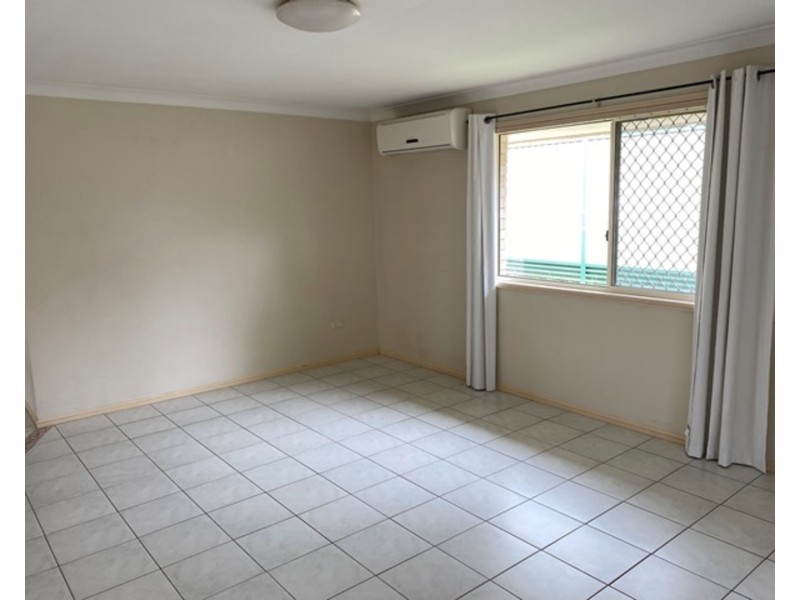 50  Greenacre Drive, Parkwood QLD 4214