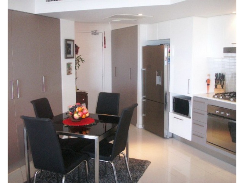 1275/56 Scarborough Street, Southport QLD 4215