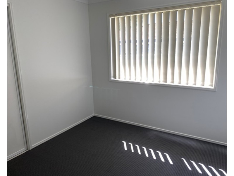 177 Greenacre Drive, Arundel QLD 4214