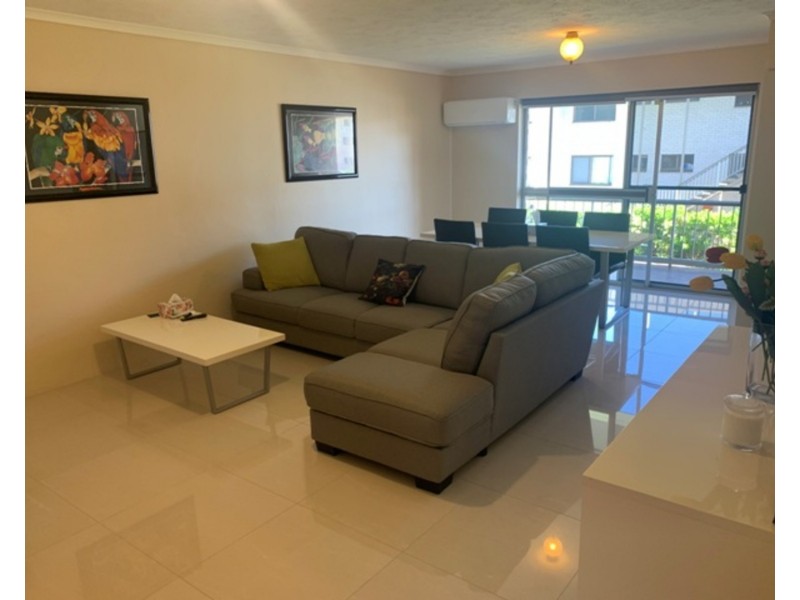 8/210 Scarborough Street, Southport QLD 4215