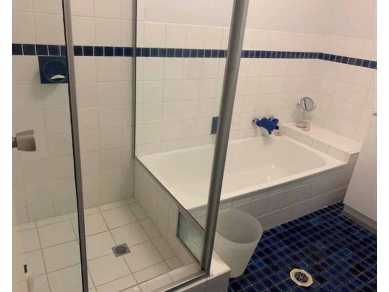 8/210 Scarborough Street, Southport QLD 4215