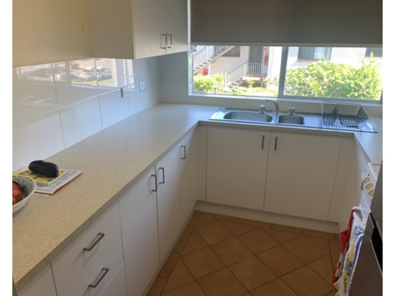 8/210 Scarborough Street, Southport QLD 4215