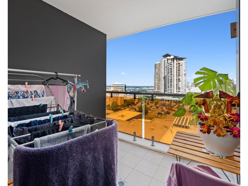 1305/139 Scarborough Street, Southport QLD 4215