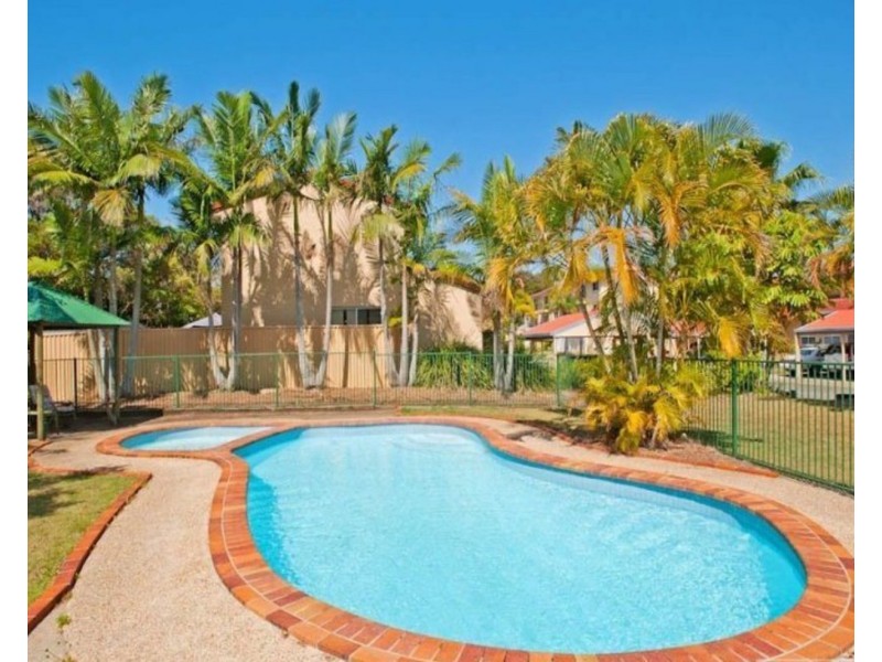 5/13-17 Brown Street, Labrador QLD 4215