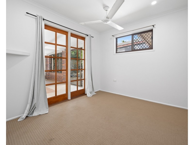 7 Theodore Place, Molendinar QLD 4214