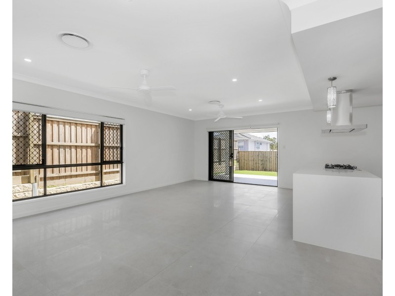 91 Girtin Circuit, Pimpama QLD 4209