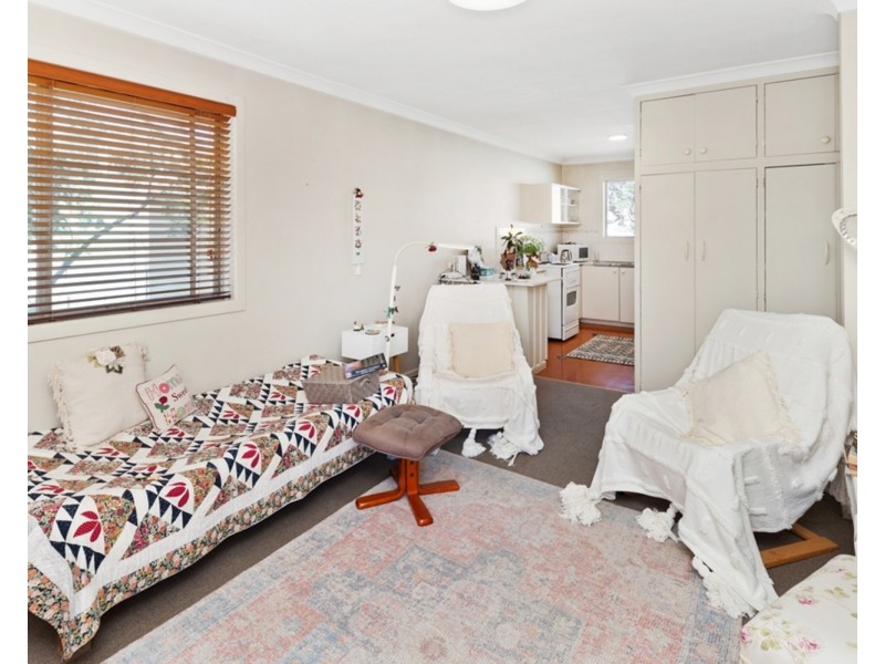 8/10 Railway Street, Southport QLD 4215