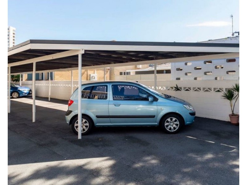 8/10 Railway Street, Southport QLD 4215