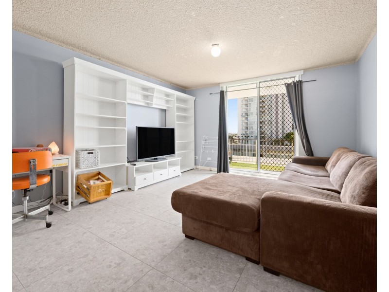 12/72 Marine Parade, Southport QLD 4215