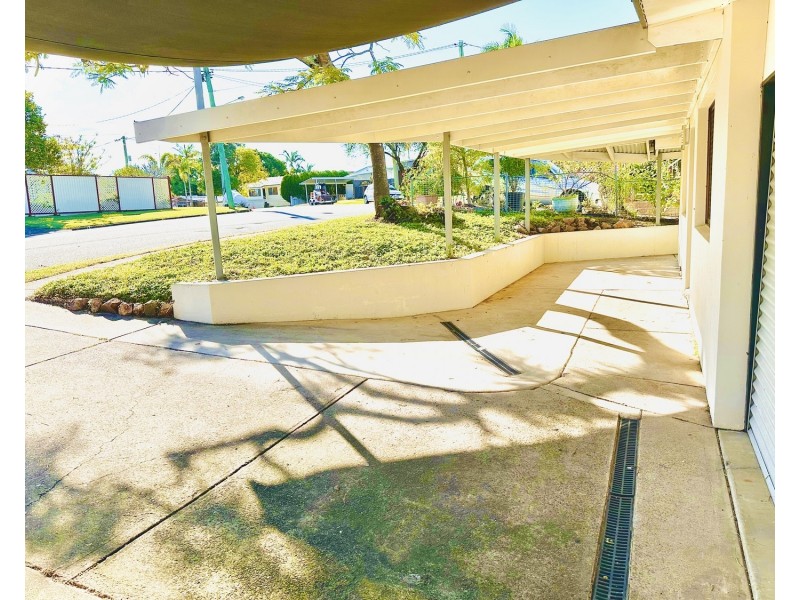 5 Kuranga Avenue, Southport QLD 4215