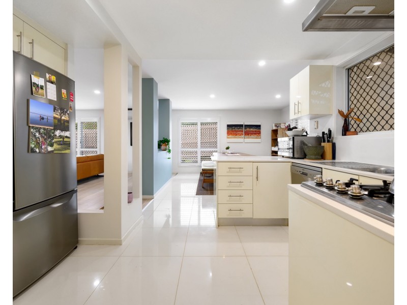 1/75 Eugaree Street, Southport QLD 4215