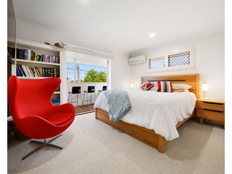 1/75 Eugaree Street, Southport QLD 4215