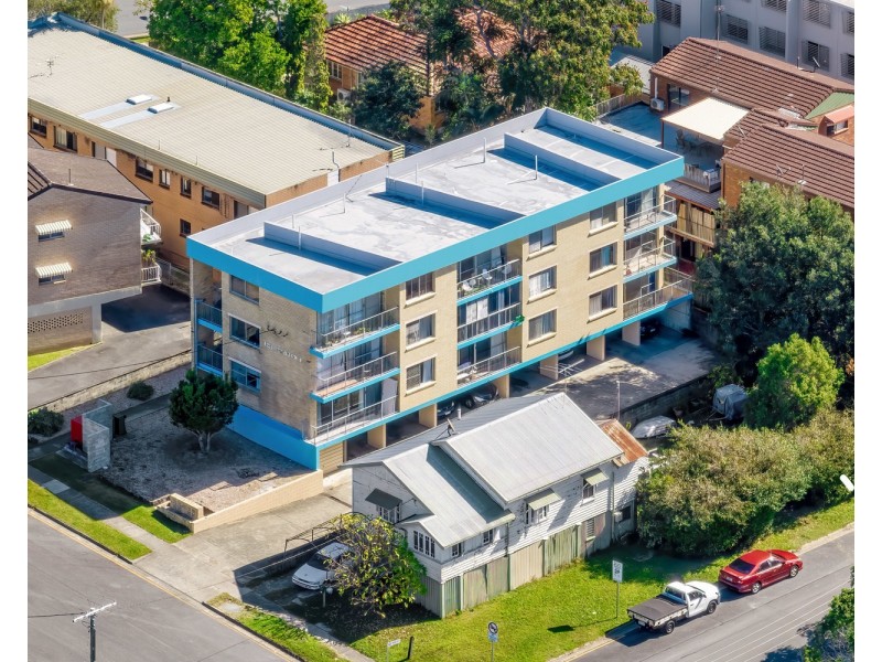 1/45 Railway Street, Southport QLD 4215