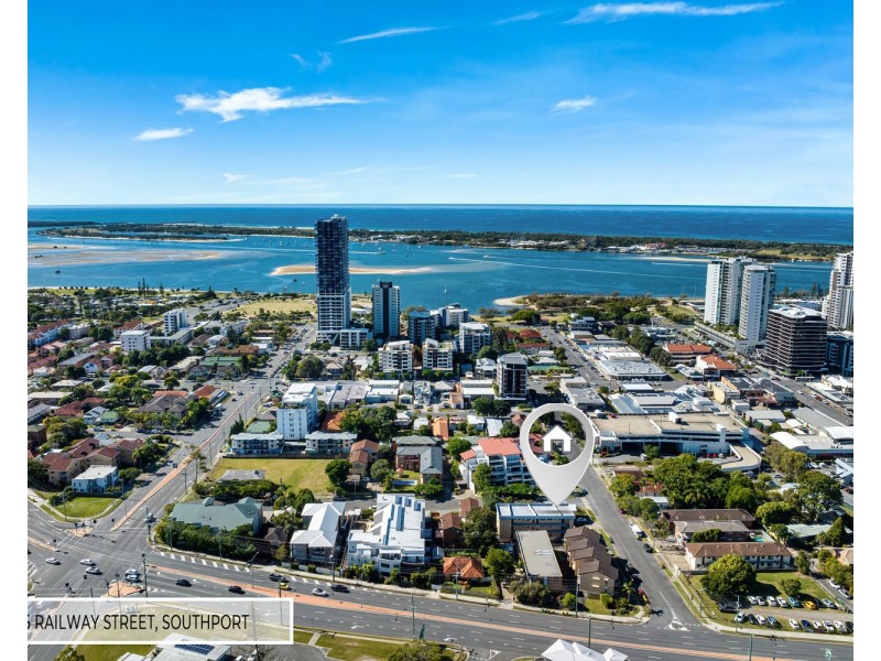 1/45 Railway Street, Southport QLD 4215