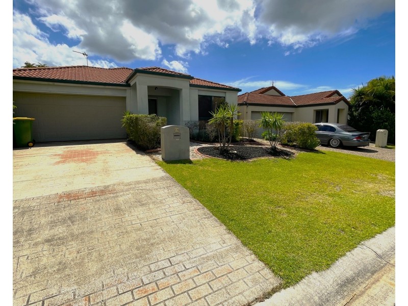 16 Harrow Place, Arundel QLD 4214