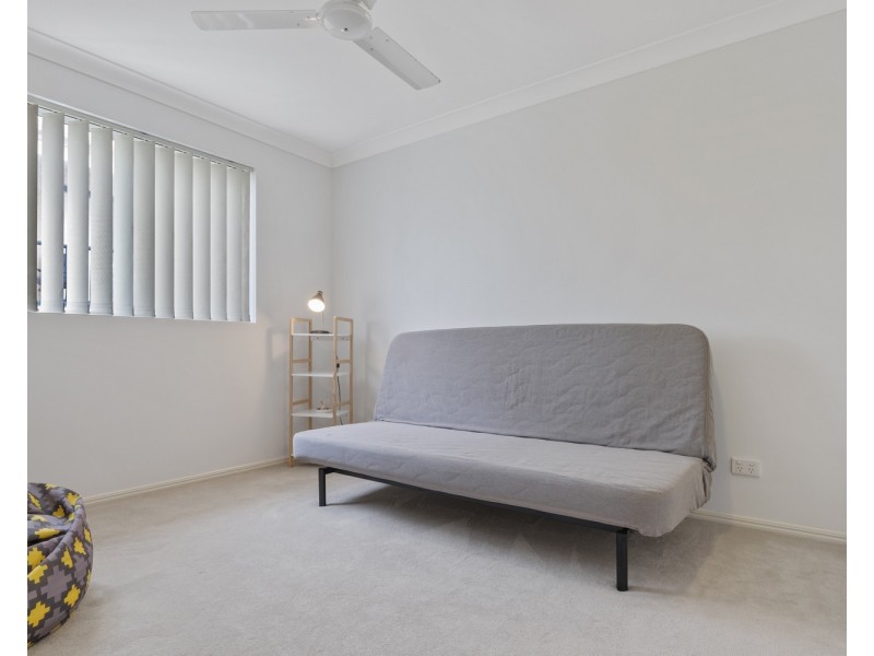 17/132 High Street, Southport QLD 4215