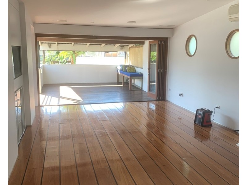 78 Central Street, Labrador QLD 4215