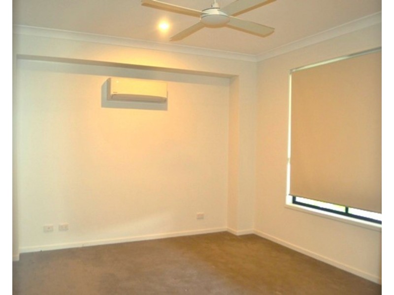 1 Jade Way, Helensvale QLD 4212