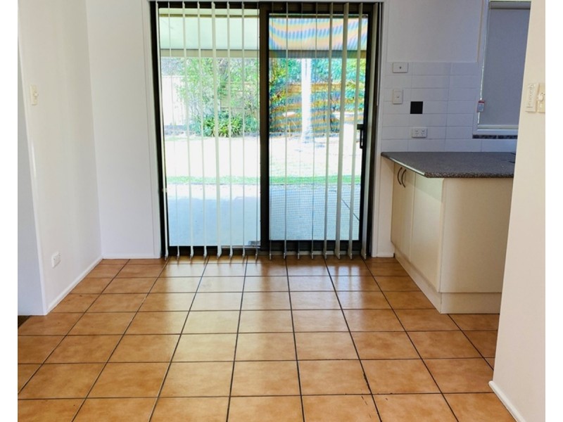 89 Wardoo Street, Southport QLD 4215