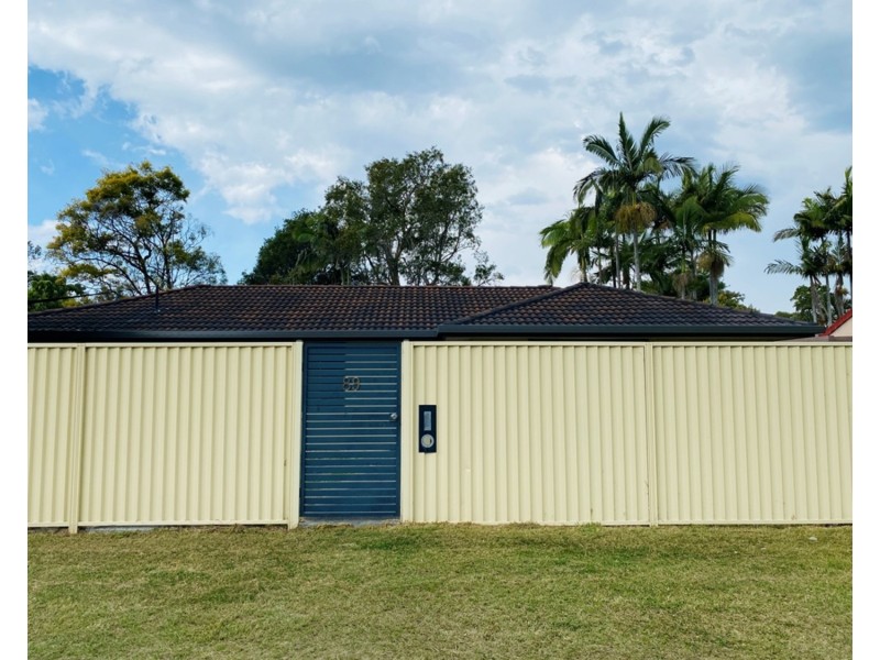 89 Wardoo Street, Southport QLD 4215