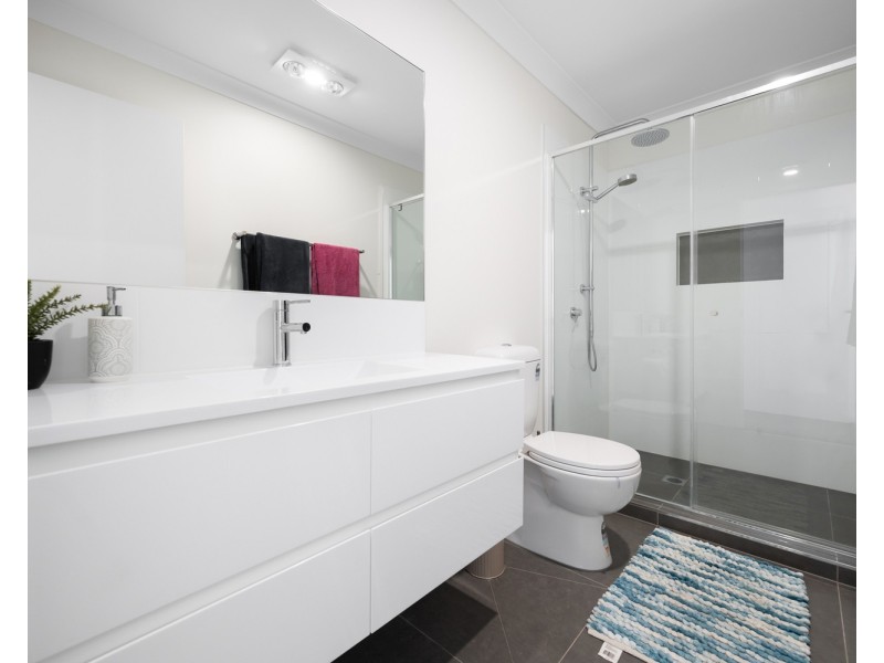 C/108 Pohlman Street, Southport QLD 4215