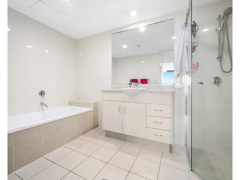 2504/1 Como Crescent, Southport QLD 4215