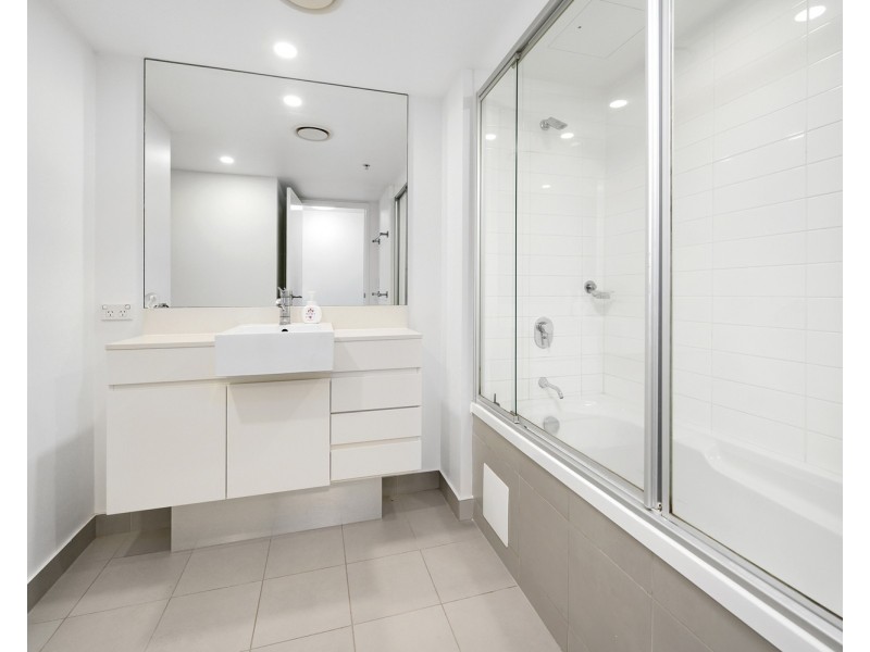 22307/Southport Central 5 Lawson Street, Southport QLD 4215