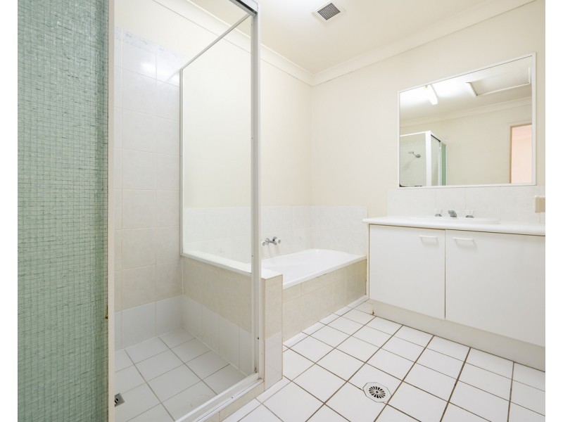 82/3 Arundel Drive, Arundel QLD 4214