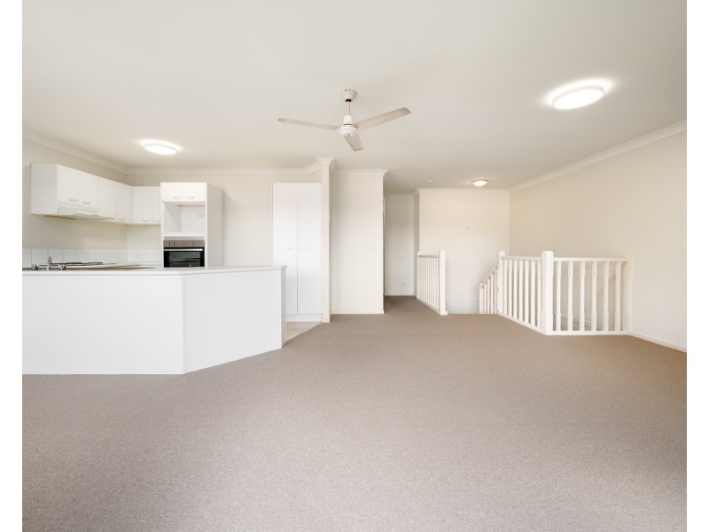 82/3 Arundel Drive, Arundel QLD 4214