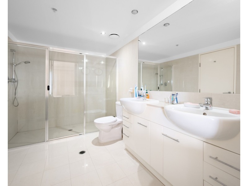 2802/50 Marine Parade, Southport QLD 4215