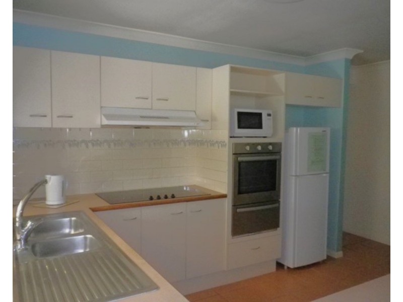 15 Cherry Hill Crescent, Parkwood QLD 4214