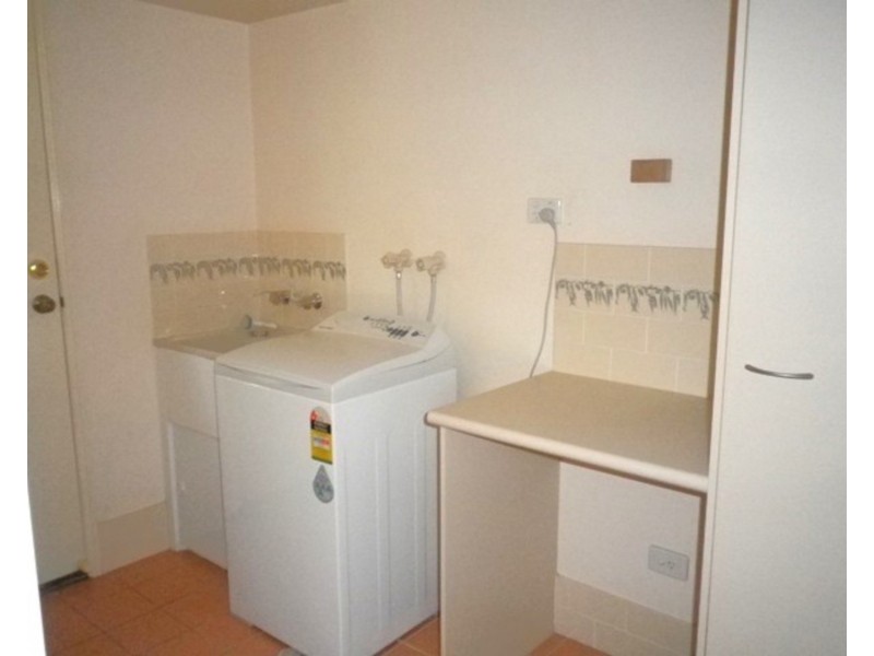 15 Cherry Hill Crescent, Parkwood QLD 4214