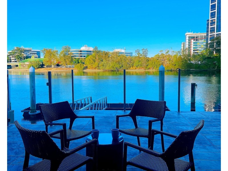 1/191 Stanhill Drive, Chevron Island QLD 4217
