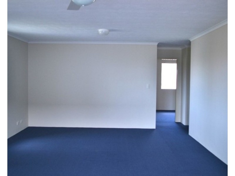 7/210 Scarborough Street, Southport QLD 4215